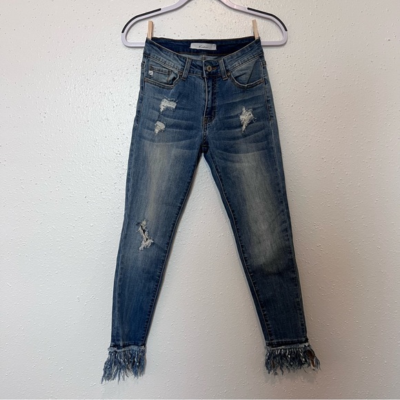 KanCan Los Angeles Jeans, Size 3 / 25 waist, distressed light wash, ankle fringe - Picture 1 of 7